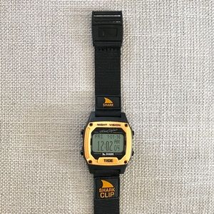 SHARK CLIP TIDE BLACK/ORANGE